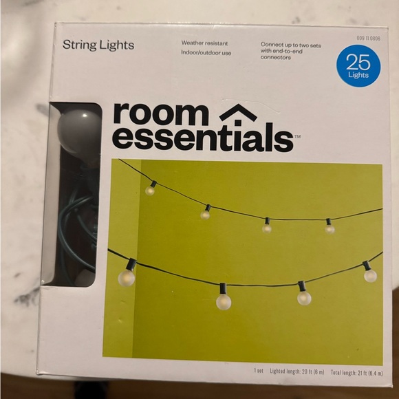 Brand New Room Essentials String Lights - Picture 1 of 3
